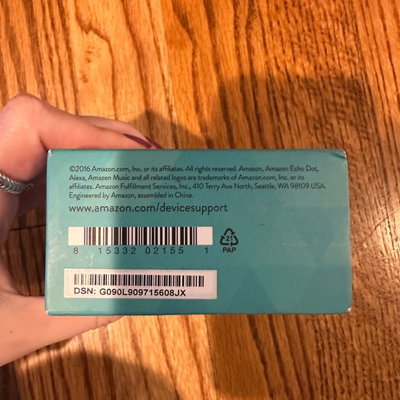 NWT - Amazon Echo Dot (2nd Gen) in Black - Compact Smart Assistant w/ Alexa - Picture 2 of 3